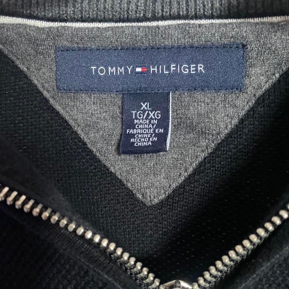 tommy hilfiger logo black half zip pullover sweater size XL - Picture 2 of 2